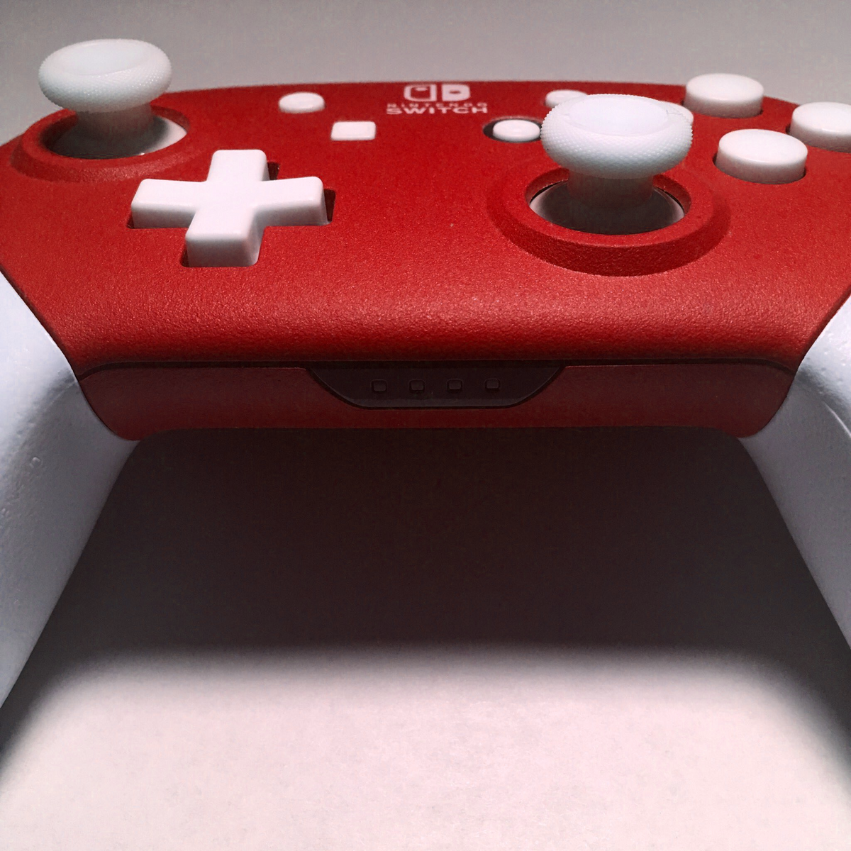 Nintendo pro discount controller red